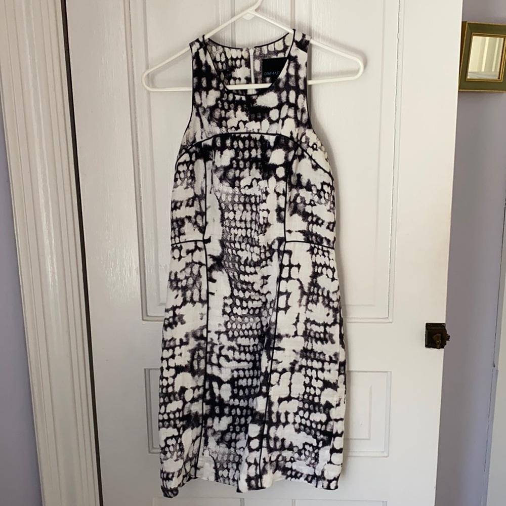 Black and white patterned dress